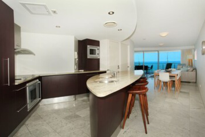 Room 14 of 24