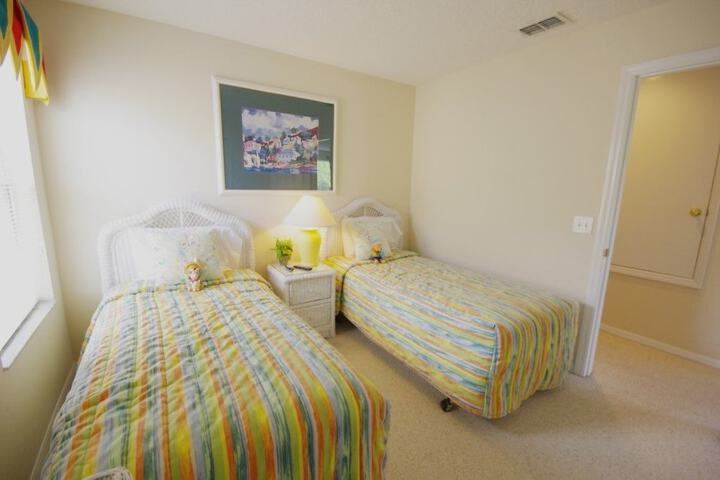 Room 7 of 39