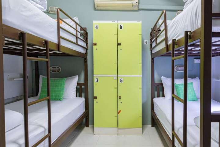 Room 27 of 45