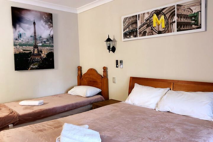 Room 10 of 35