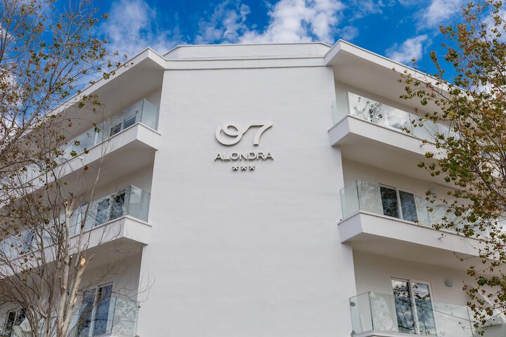 Hotel 141 of 149