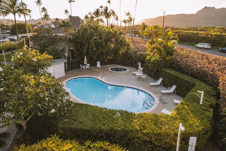 Pool Hotel