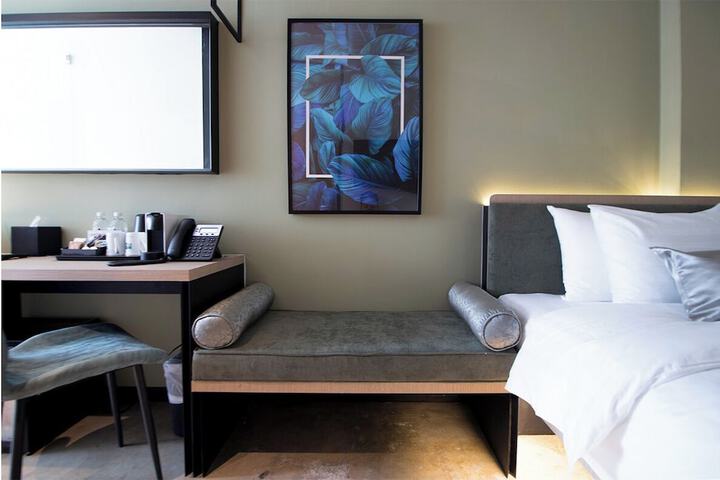 Room 7 of 26