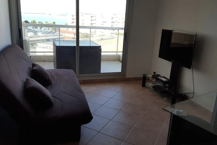 Room 3 of 14