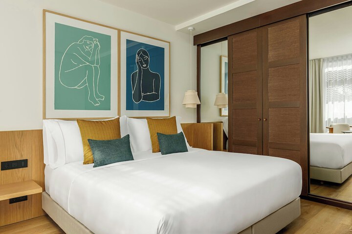 Room 20 of 188