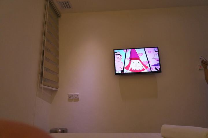Room 14 of 38