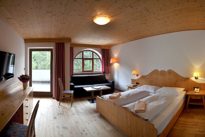 Berghotel Pine in Tires