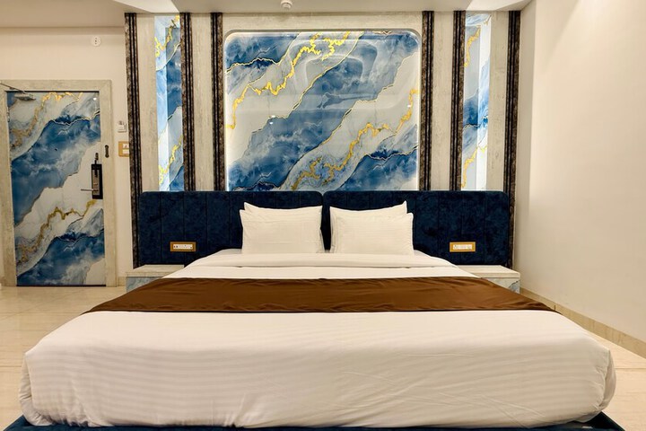Room 56 of 124