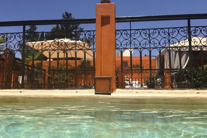 Pool 27 of 41