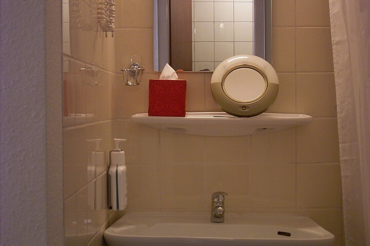 Room 19 of 49