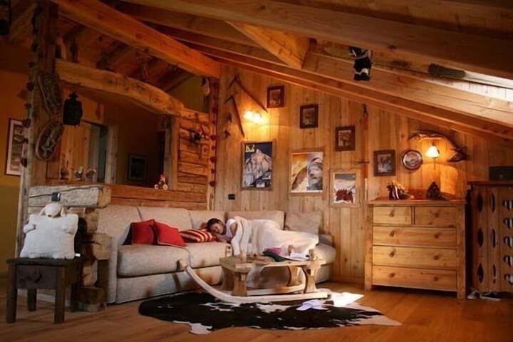Room 17 of 58