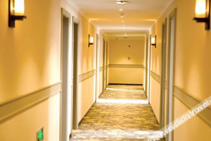Hotel Interior 5 of 12