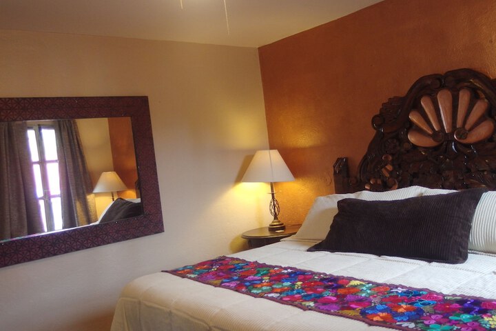 Room 16 of 37