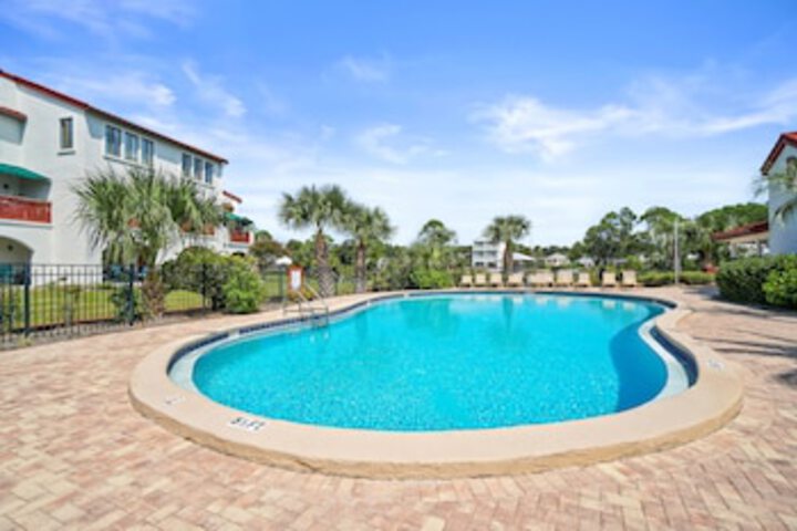 Pool 88 of 156