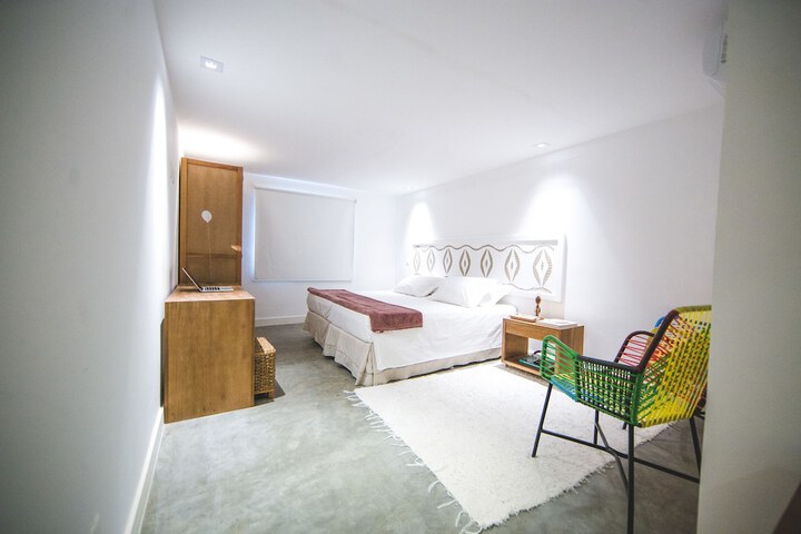 Room 11 of 44