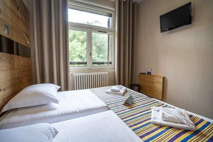 Room 7 of 71