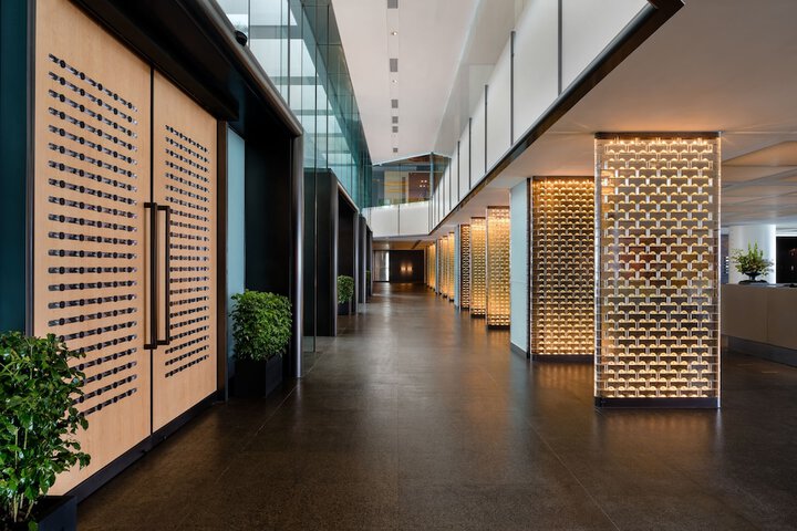 Hotel Interior 10 of 239
