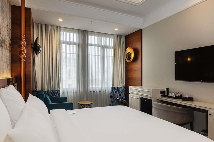 Room 41 of 105