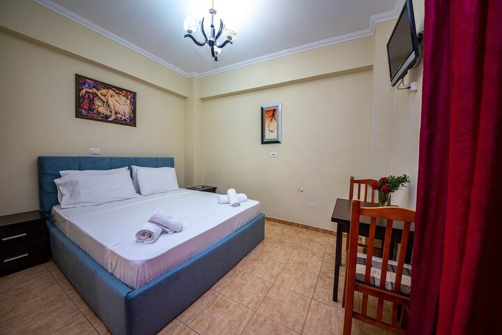Room 8 of 56