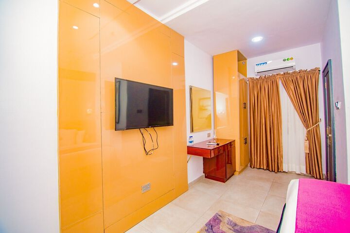Room 61 of 78