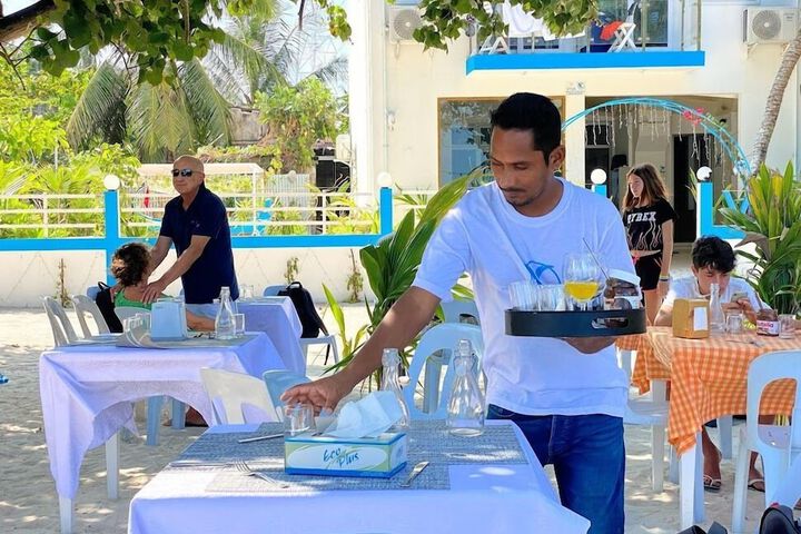Breakfast/Coffee Service 46 of 74
