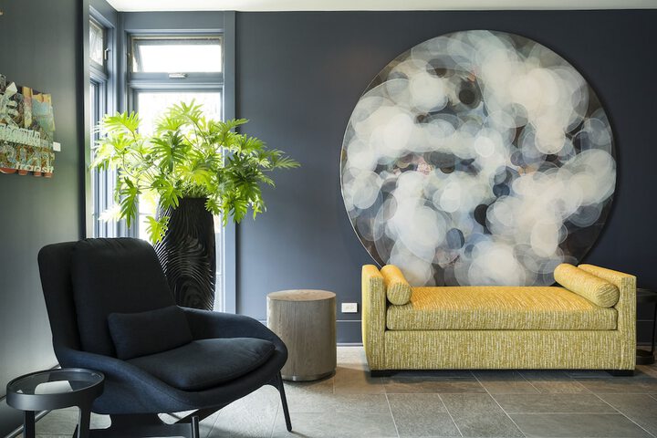 Guest Lobby