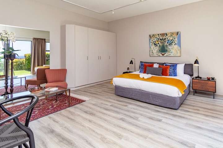 Room 27 of 41