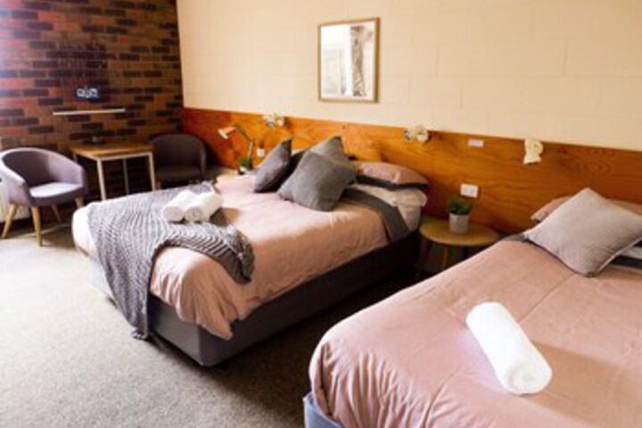 Room 13 of 15