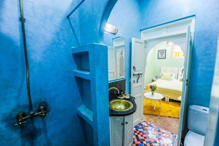 Room 62 of 74