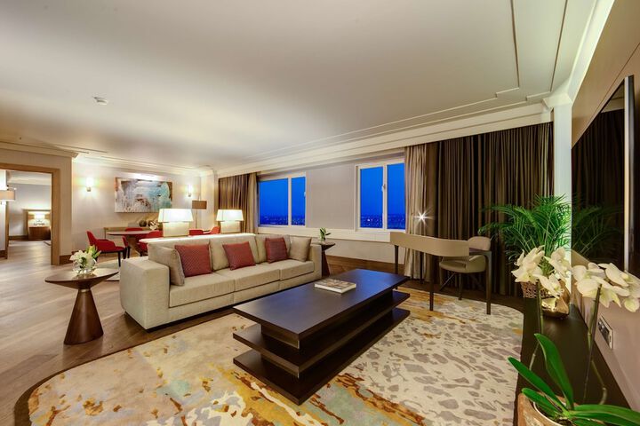 Room 26 of 113