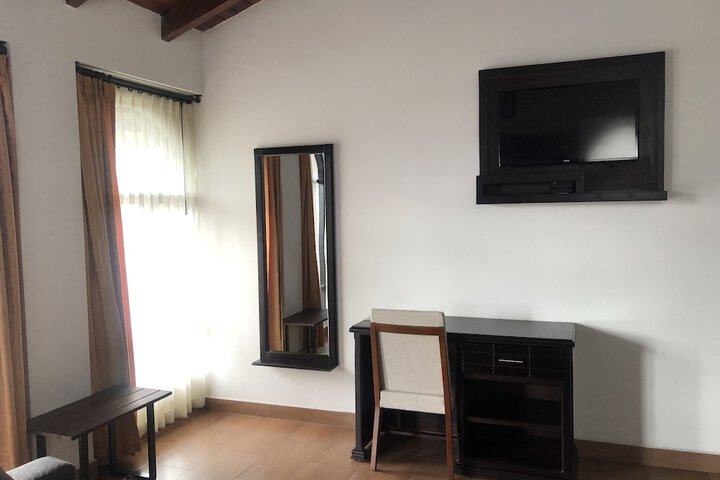 Room 20 of 38