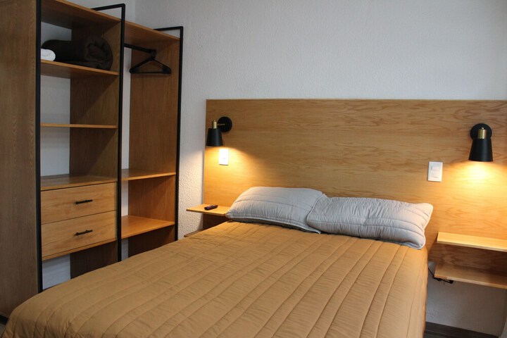 Room 12 of 146