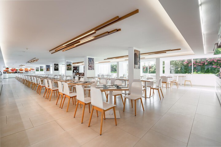 Dining Photos