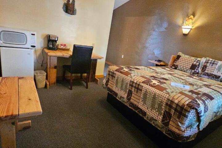 Image of Nine Pines Motel