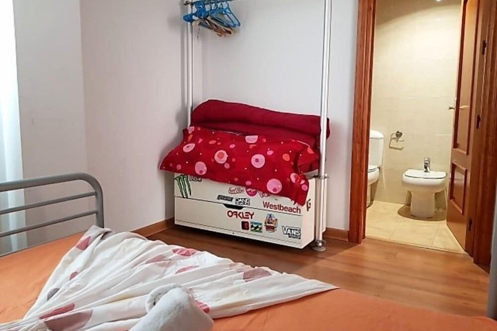 Room 14 of 349