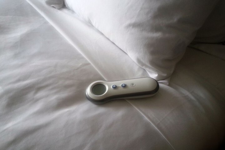 1 King Bed (6 of 12)