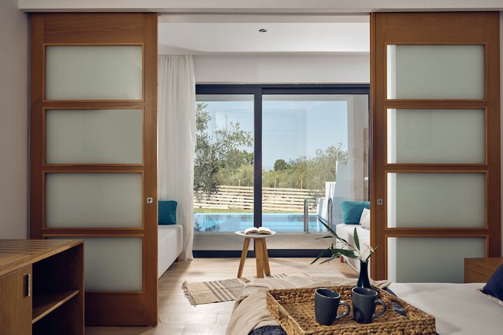 Room 46 of 105