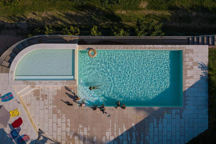 Pool 3 of 8