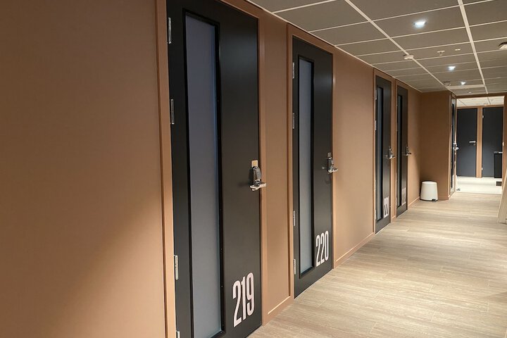 Room 13 of 69