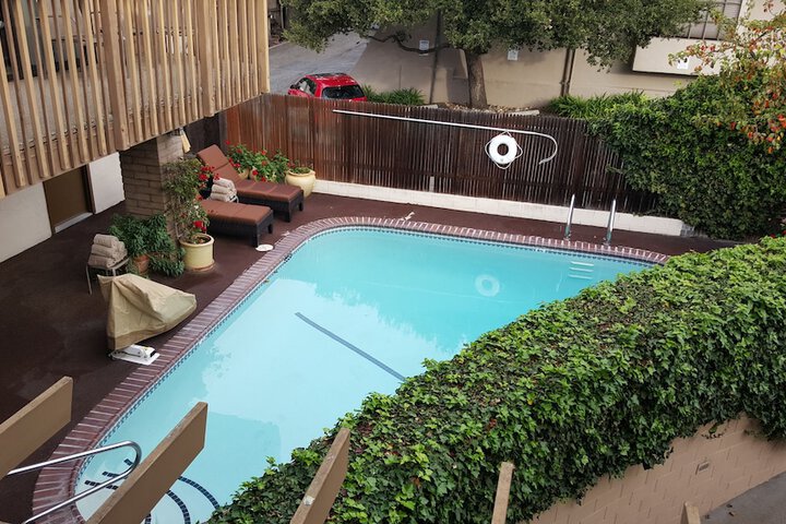 Pool 44 of 62