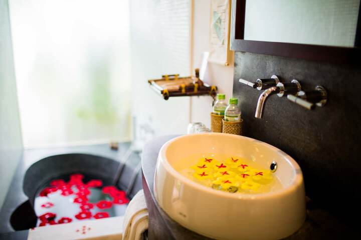 Bath Amenities