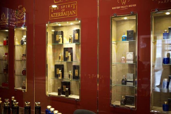 Gift Shop 108 of 160