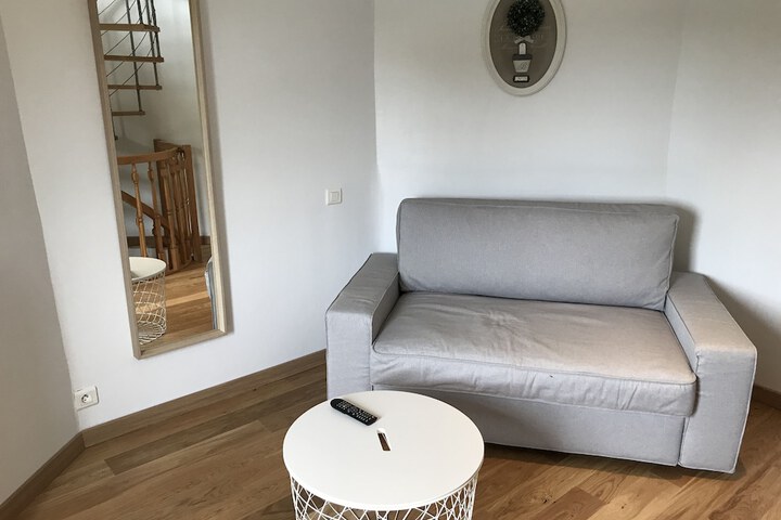 Room 28 of 67