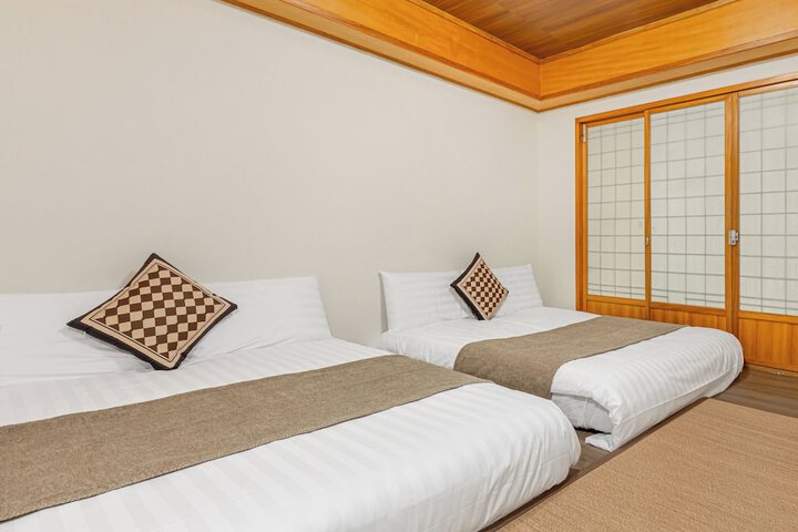 Room 20 of 191