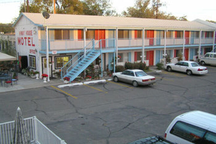 Photo of Hiway House Motel