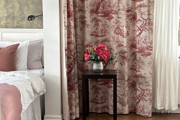 Room 32 of 126