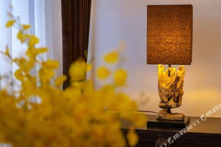 Yangshuo shulin listen to rain · Net red ranch hotel