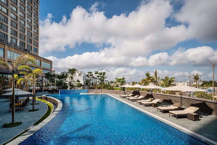 Pool 55 of 139