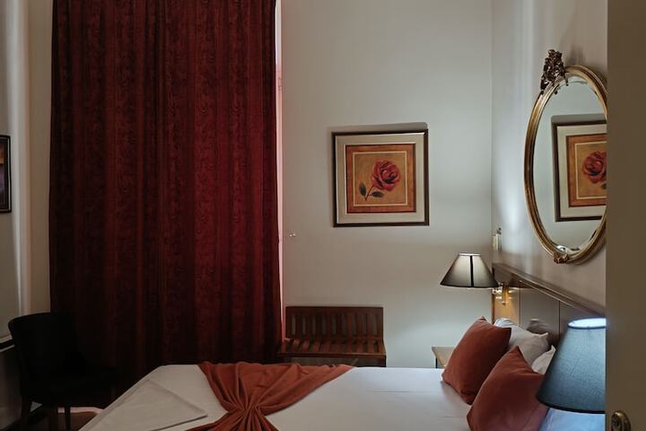 Room 57 of 141