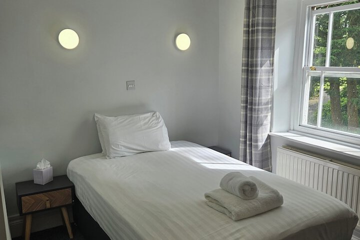 Room 11 of 44